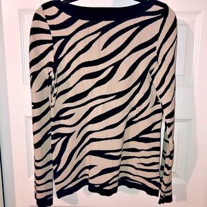 ✨Sleek Ann Taylor Animal Zebra Print long sleeved sweater